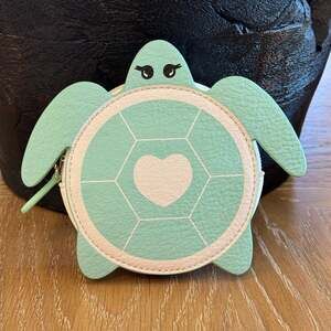 LC Lauren Conrad Turtle Coin Pouch